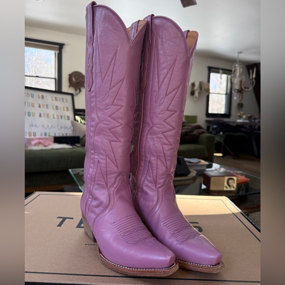 Tecovas Loretta Orchid Boots